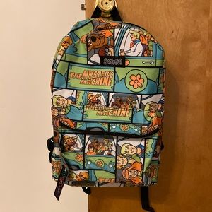 School backpack 17 inches Warner brother’s NWT Scooby doo& mystery machine NWT